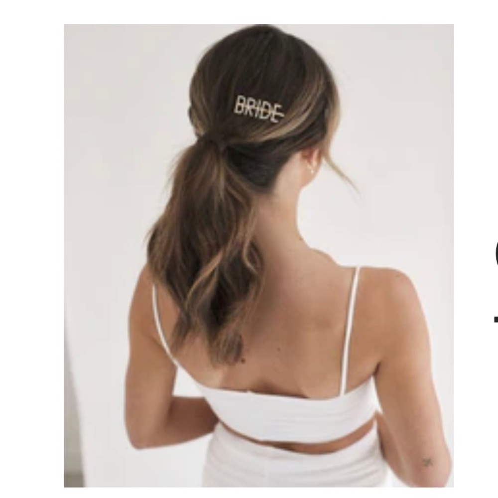 Six Stories Gold Bride Hair Clip